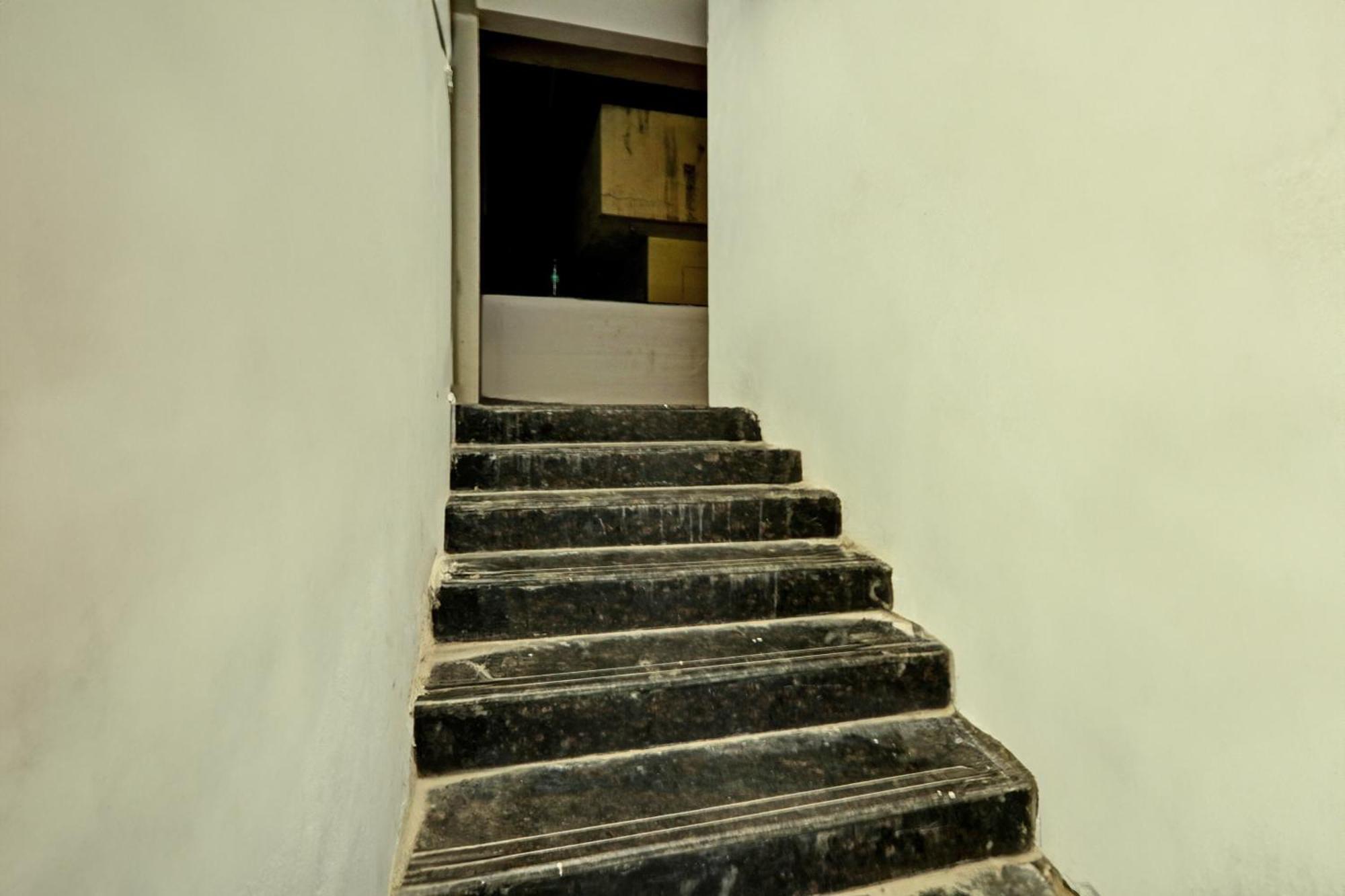 Hotel O Outer Inn Hyderabad Exterior foto